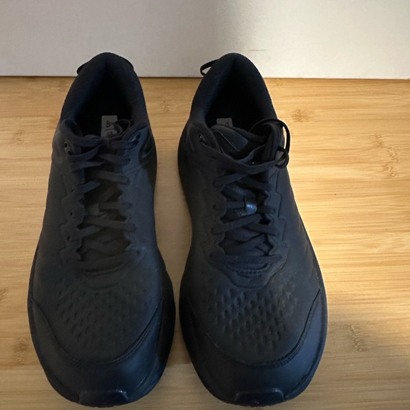 Hoka One One Black work Sneakers - oil/slip resistant and non marking - Picture 2 of 7